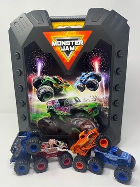 Monster Jam Kids Carry Case + Monster Trucks, Like New*
